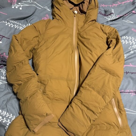 Lululemon Sleet Street Winter jacket size 8 - Picture 1 of 3
